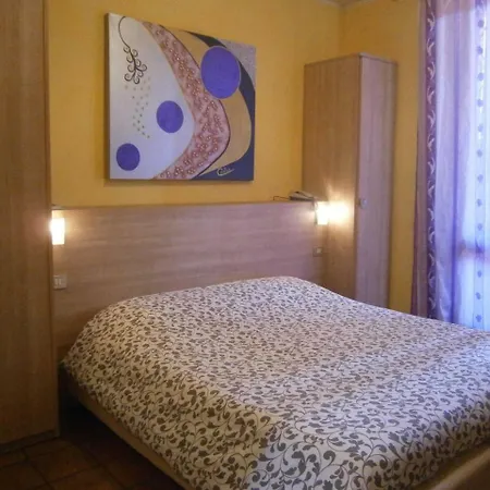 فندق Chiara 3*