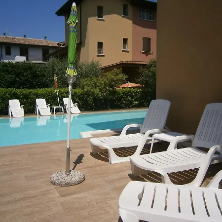 Chiara 3* Sirmione