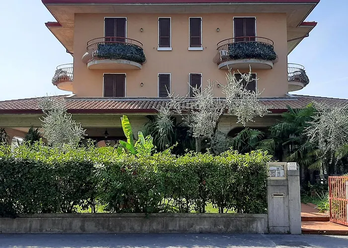 Chiara Hotel