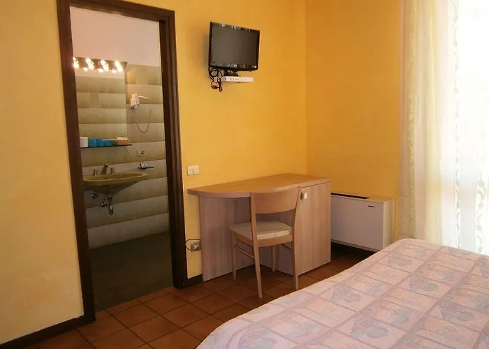 Hotel Chiara 3*