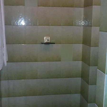 齐亚拉酒店 3* 西尔米奥奈